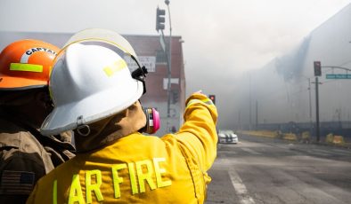 Los Angeles’taki depo yangını nedeniyle acil durum ilan edildiBiyolojik tehlike endişesi