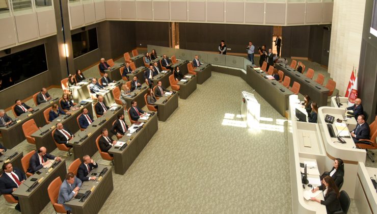 Cumhuriyet Meclisi’nde Atatürk Öğretmen Akademisi yasa tasarısı mesaisi