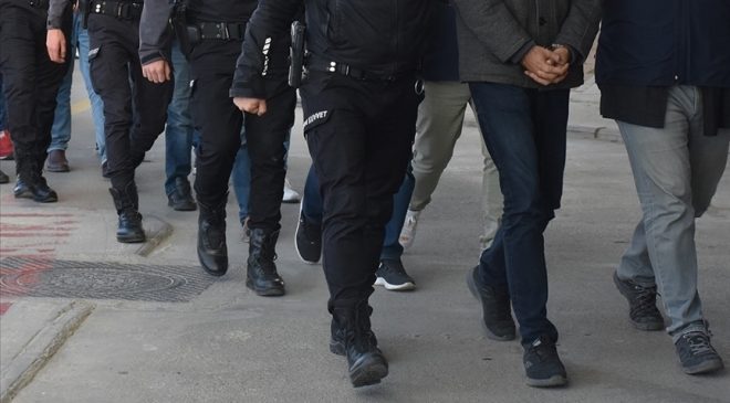 Ankara ve İstanbul merkezli terör operasyonları233 gözaltı