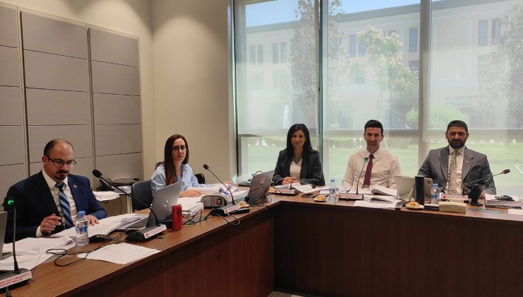 İdari, Kamu ve Sağlık İşleri Komitesi’nde iki yasa tasarısı gündeme geldi