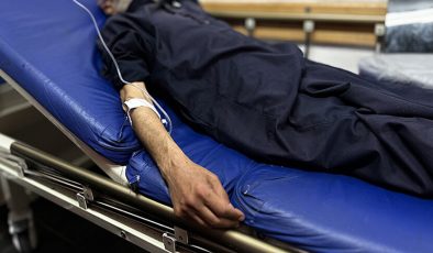 Gazze’de tedavi bekleyen hastaların yurt dışına çıkışı İsrail engeline takıldı