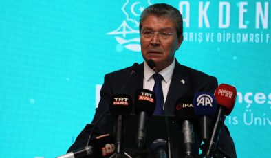 Kıbrıs’ta iki devlet gerçeği artık kabul edilmeli