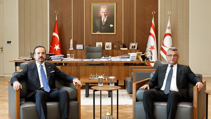 Cumhurbaşkanı Erhürman, AK Parti Genel Başkan Yardımcısı Kürşad Zorlu ile Bir Araya Geldi