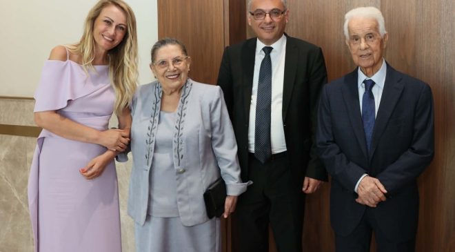 Cumhurbaşkanı Erhürman, 3. Cumhurbaşkanı Eroğlu ile bir araya geldi