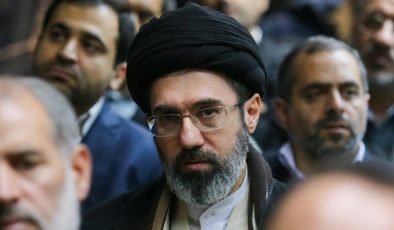 İran Lideri Mücteba Hamaney’in, Babası Ali Hamaney’in Cenaze Törenine Güvenlik Nedeniyle Katılamayabileceği Açıklandı