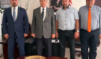 Başbakan Üstel Yeni Sezon Zahire Alım Fiyatlarını AçıkladıÇiftçiler Birliği’nden Teşekkür Ziyareti