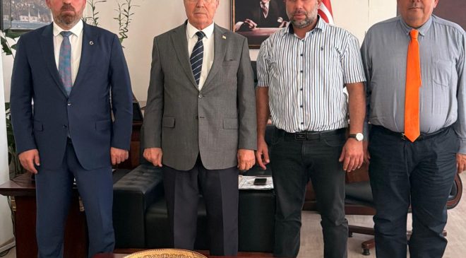 Başbakan Üstel Yeni Sezon Zahire Alım Fiyatlarını AçıkladıÇiftçiler Birliği’nden Teşekkür Ziyareti