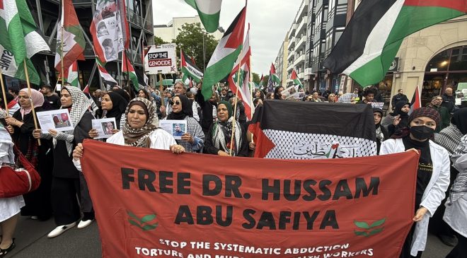 Berlin Sokaklarında Filistin’e Destek Yürüyüşü Düzenlendi