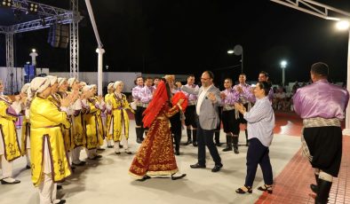 54. İskele Festivali’nde Geleneksel Buluşma14. Larnakalılar Gecesi Düzenlendi
