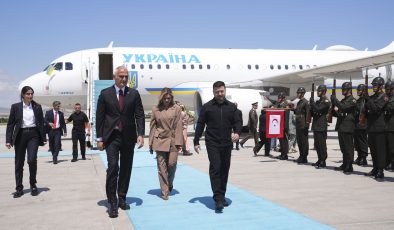 Ukrayna Lideri Zelenskiy, NATO Zirvesi İçin Ankara’da