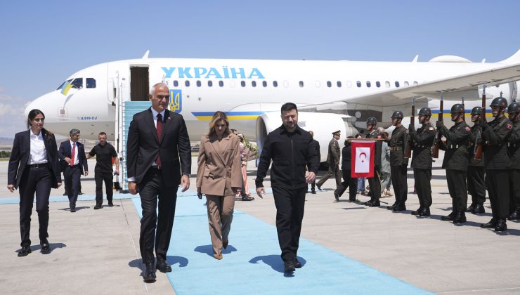 Ukrayna Lideri Zelenskiy, NATO Zirvesi İçin Ankara’da