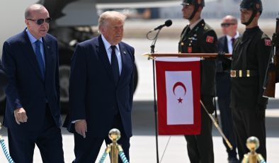 ABD Başkanı Trump Ankara’daHavalimanında Cumhurbaşkanı Erdoğan Karşıladı