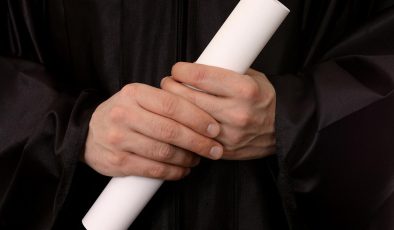 Türkiye’de sahte diploma ve akademik hırsızlığa ağır hapis cezası geliyor