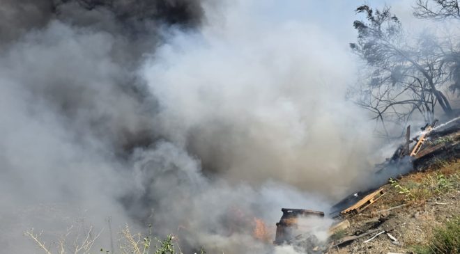 Lefkoşa ve Hamitköy’de yangın paniği
