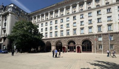 Bulgaristan’da bomba paniğiCumhurbaşkanlığı binası tahliye edildi