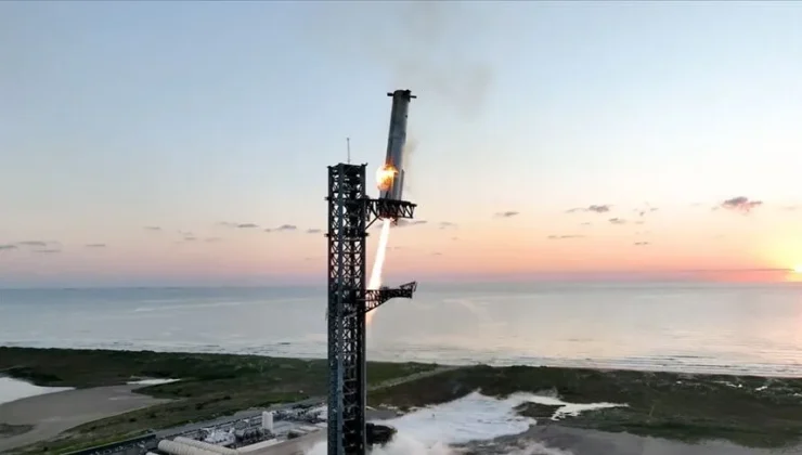 SpaceX’in Starship fırlatması motor arızası nedeniyle son anda durduruldu