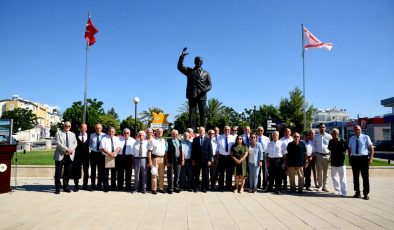 Kıbrıs Barış Harekatı’nın 52. Yıl Dönümünde Ecevit ve Erbakan Törenle Anıldı