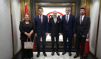 İçişleri Bakanı Dursun Oğuz, Ankara’da Emekli Korgeneral Zekai Aksakallı ile Bir Araya Geldi
