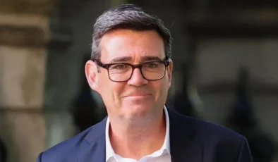 İngiltere’de İşçi Partisi’nin Yeni Lideri Andy Burnham Oldu“Değişim Bizimle Başlayacak”
