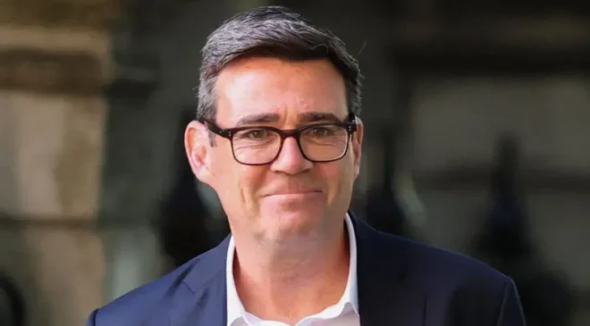İngiltere’de İşçi Partisi’nin Yeni Lideri Andy Burnham Oldu“Değişim Bizimle Başlayacak”