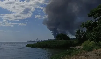 Rusya, Ukrayna’nın Yujnıy Limanı’nı hedef aldı