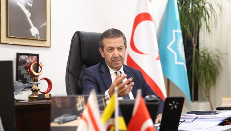 Türkiye’nin Kıbrıs’a müdahale hakkından asla vazgeçmeyiz