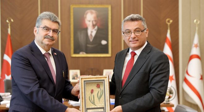 Cumhurbaşkanı Erhürman, Türkiye-KKTC Parlamentolar Arası Dostluk Grubu heyetini kabul etti