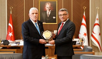 Cumhurbaşkanı Erhürman, İYİ Parti Genel Başkanı Dervişoğlu ve Heyetini Kabul Etti