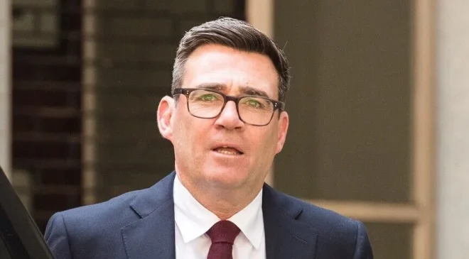 İngiltere’nin Yeni Başbakanı Andy Burnham OlduHükümeti Kurma Görevi Verildi