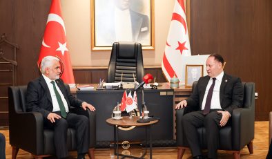 Meclis Başkanı Öztürkler, HÜDA PAR Genel Başkanı Yapıcıoğlu’nu kabul etti