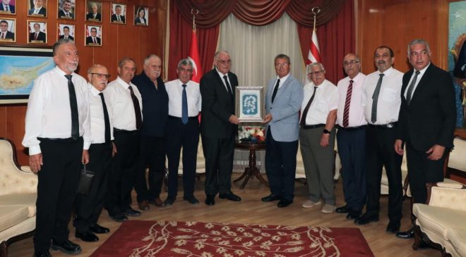 Başbakan Ünal Üstel, Emekli Polisler Derneği Heyetini Kabul Etti