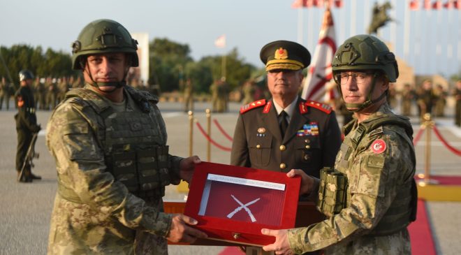 4. Piyade Alayı’nda Sancak Devir Teslim Töreni Gülseren Kışlası’nda Gerçekleştirildi