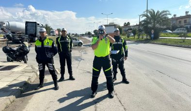 Ülke Genelindeki Trafik Denetimlerinde 430 Sürücüye Yasal İşlem Yapıldı