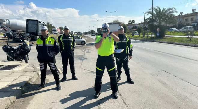 Ülke Genelindeki Trafik Denetimlerinde 430 Sürücüye Yasal İşlem Yapıldı