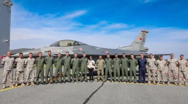 Türk F-16’ları Estonya’da NATO Hava Polisliği Görevini Devraldı
