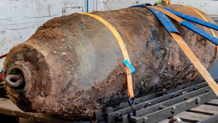 Fransa’daki Orman Yangını İkinci Dünya Savaşı’ndan Kalma Mühimmatları Gün Yüzüne Çıkardı