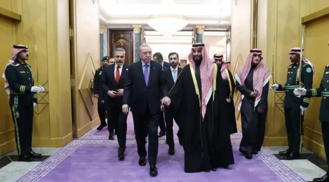 Türkiye, Suudi Arabistan ve Pakistan Arasında Üçlü Savunma Anlaşması İmzalanıyor