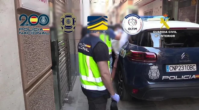 İnsan ve uyuşturucu kaçakçılığı yapan şebeke çökertildi