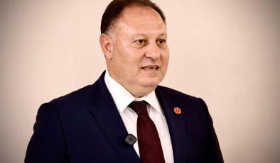 Meclis Başkanı Ziya Öztürkler’den Dışişleri Bakanı Fidan’a Teşekkür“Kıbrıs’ta İki Devlet Vardır”