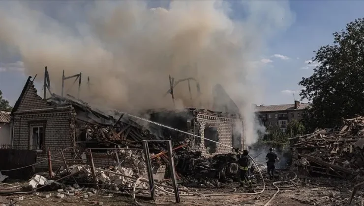 Rusya, Donetsk’te İki Yerleşim Yerinin Kontrolünü Ele Geçirdiğini Duyurdu
