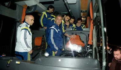 Fenerbahçe otobüsüne silahlı saldırıBeş kişiye gözaltı kararı
