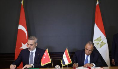 Türkiye ile Mısır Arasında İş Birliği Belgeleri İmzalandı