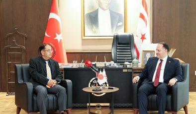 Meclis Başkanı Öztürkler, Bisiklet Federasyonu heyetini kabul etti