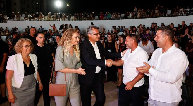 Cumhurbaşkanı Erhürman, Yeniboğaziçi ve Serdarlı’daki Festivalleri Ziyaret Etti