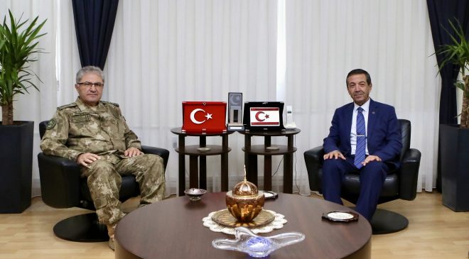 Dışişleri Bakanı Tahsin Ertuğruloğlu, TC Kara Kuvvetleri Komutanı Orgeneral Metin Tokel’i Kabul Etti