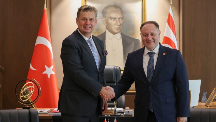 Meclis Başkanı Ziya Öztürkler, Alman Milletvekili Maximilian Krah’ı Kabul Etti