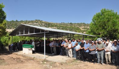 Girne Açıklarındaki Gemi Kazasında Hayatını Kaybeden Hüseyin Özdemir Mersin’de Son Yolculuğuna Uğurlandı
