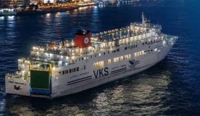 Endonezya Açıklarında 241 Kişilik Gemi Kayboldu