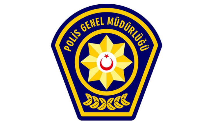 Lefkoşa’da ev mutfağı, Geçitkale’de ise seyir halindeki araç yandı