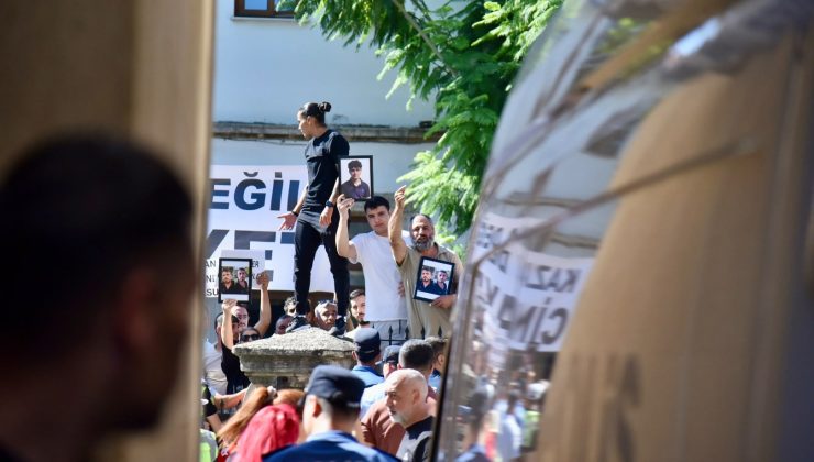 Gemi faciası zanlılarına 7 gün ek tutukluluk verildi